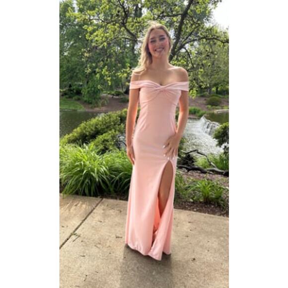 Lulus Elegant Perception Light Pink Off-the-Shoulder Bow Maxi Dress Size M - Picture 10 of 15